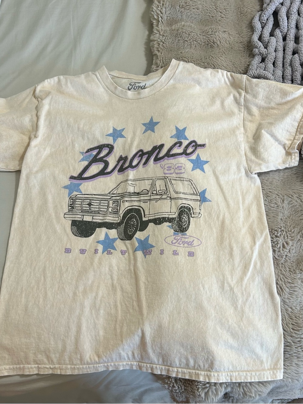 women’s graphic T shirt